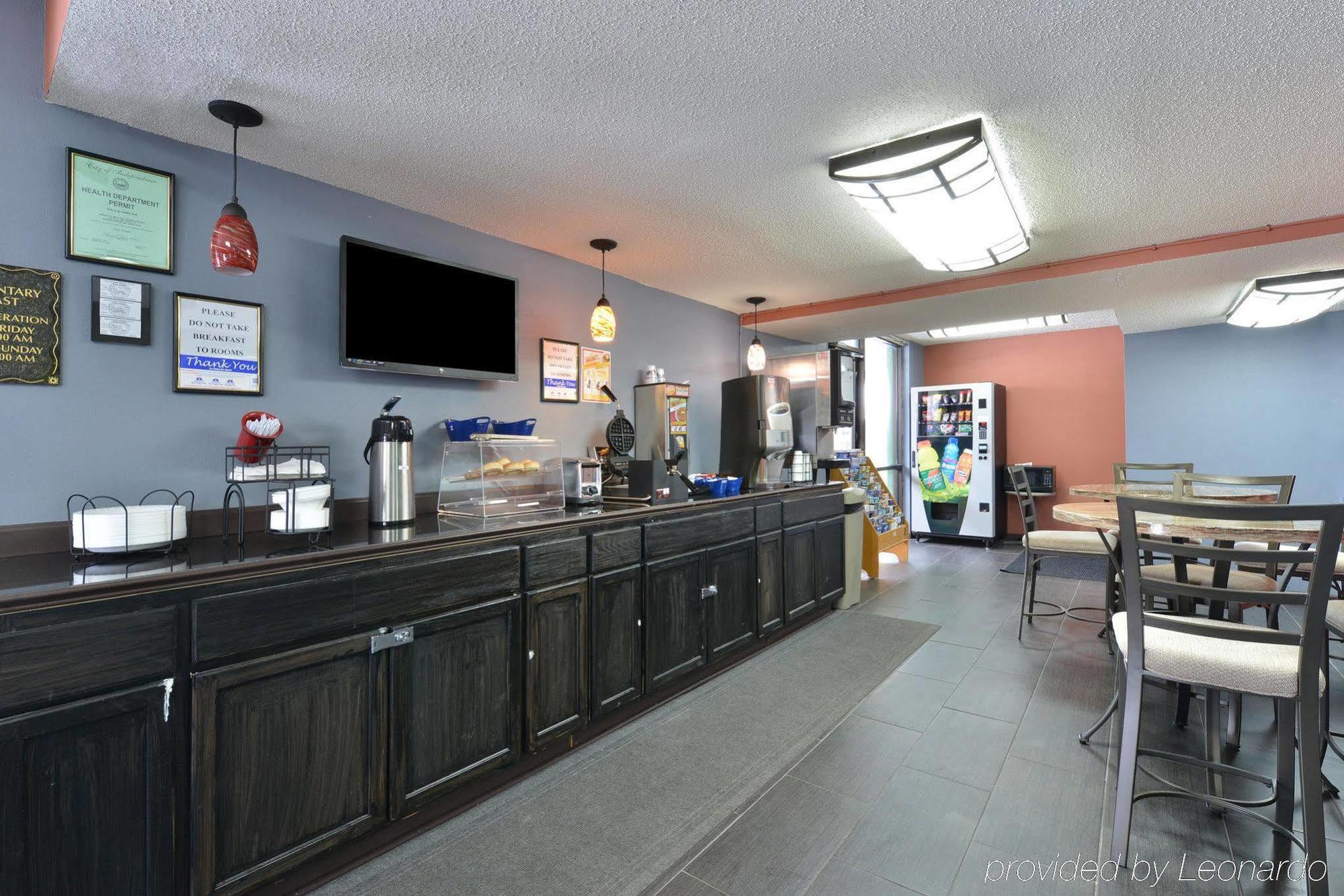 Americas Best Value Kansas City East - 2* Independence